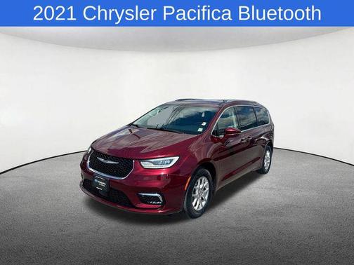 Velvet Red Pearlcoat 2021 Chrysler Pacifica Touring L