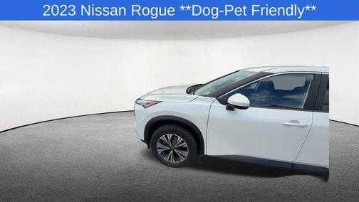 Pearl White Tricoat 2023 Nissan Rogue SV