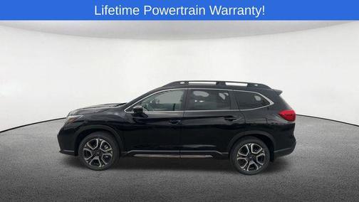 Crystal Black Silica 2026 Subaru Ascent Limited 7-Passenger