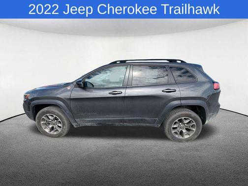 Granite Crystal Metallic Clearcoat 2022 Jeep Cherokee Trailhawk