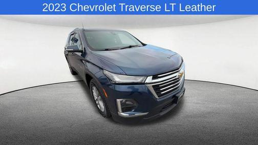 Northsky Blue Metallic 2023 Chevrolet Traverse LT Leather