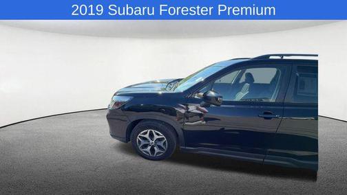 Crystal Black Silica 2019 Subaru Forester Premium