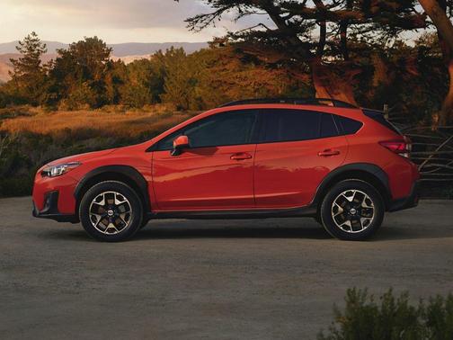 Dark Gray Metallic 2019 Subaru Crosstrek 2.0i Premium