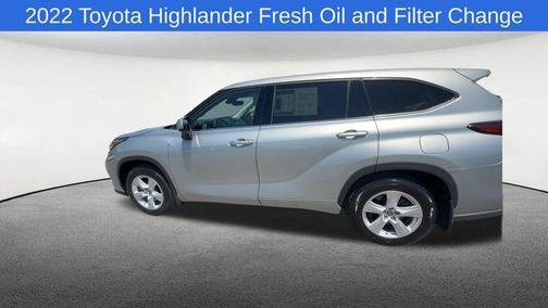 Celestial Silver Metallic 2022 Toyota Highlander LE