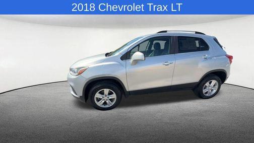 Silver Ice Metallic 2018 Chevrolet Trax LT