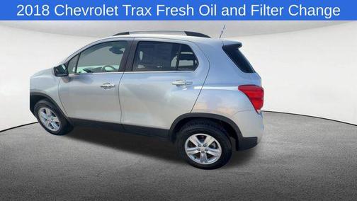 Silver Ice Metallic 2018 Chevrolet Trax LT