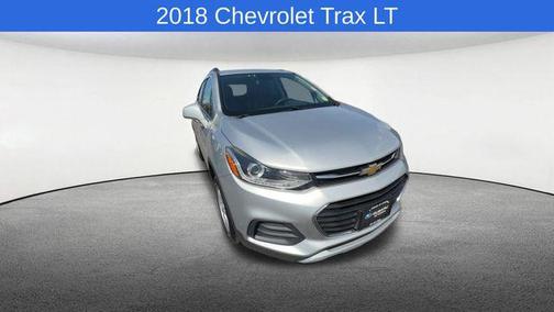 Silver Ice Metallic 2018 Chevrolet Trax LT