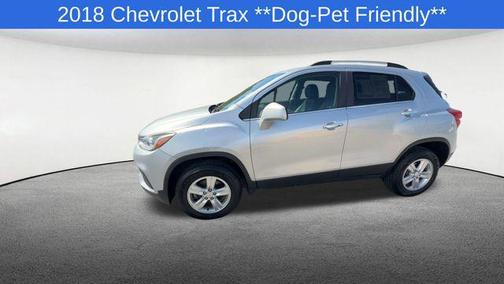 Silver Ice Metallic 2018 Chevrolet Trax LT