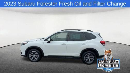 Crystal White Pearl 2023 Subaru Forester Premium