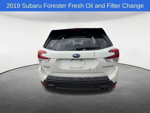 Crystal White Pearl 2019 Subaru Forester Premium