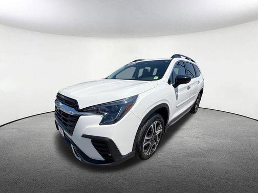 Crystal White Pearl 2025 Subaru Ascent Touring 7-Passenger