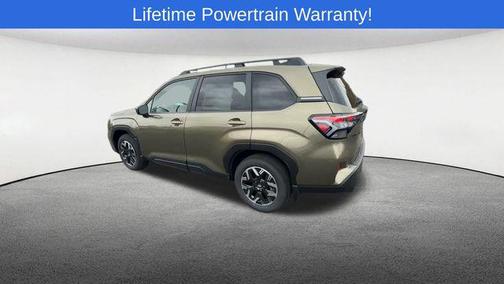 2025 Subaru Forester Premium