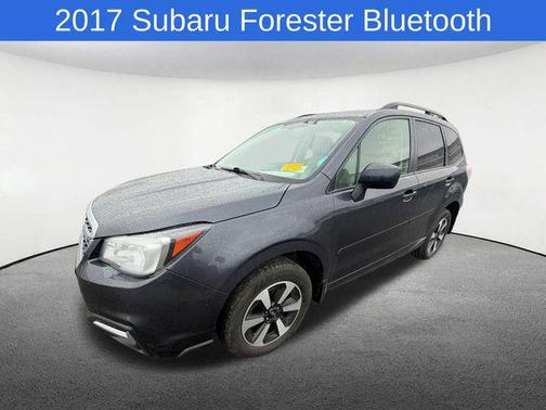 Dark Gray Metallic 2017 Subaru Forester 2.5i Premium