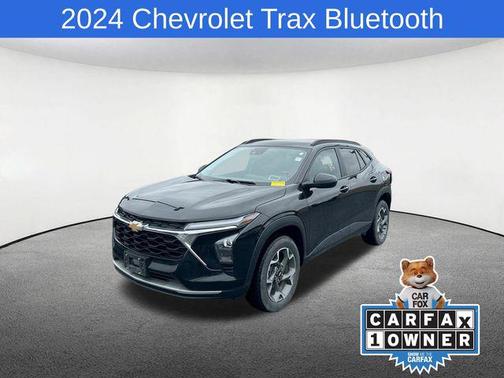 Mosaic Black Metallic 2024 Chevrolet Trax LT