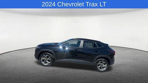 Mosaic Black Metallic 2024 Chevrolet Trax LT