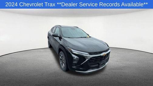 Mosaic Black Metallic 2024 Chevrolet Trax LT