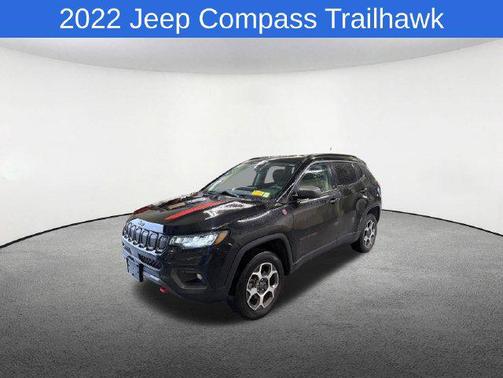Diamond Black Crystal Pearlcoat 2022 Jeep Compass Trailhawk