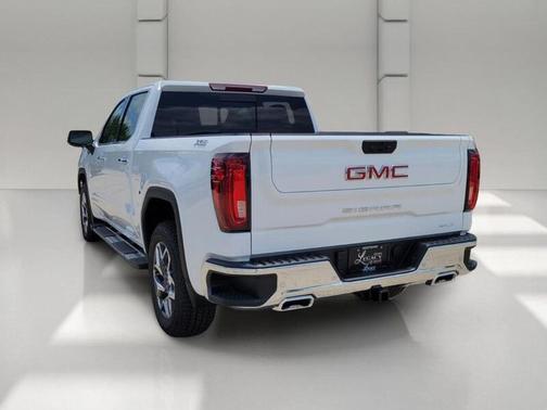 WHITE 2026 GMC Sierra 1500 SLT