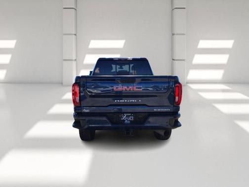2021 GMC Sierra 2500 Denali