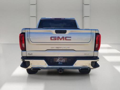 Quicksilver Metallic 2021 GMC Sierra 1500 SLT