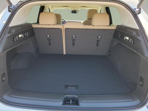 WHITE 2026 Buick Envision Preferred AWD