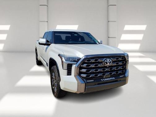 2022 Toyota Tundra Platinum