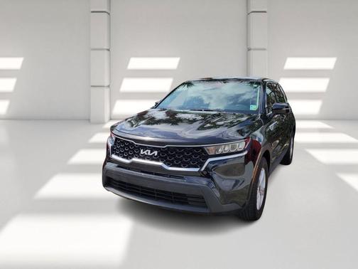 2022 Kia Sorento LX