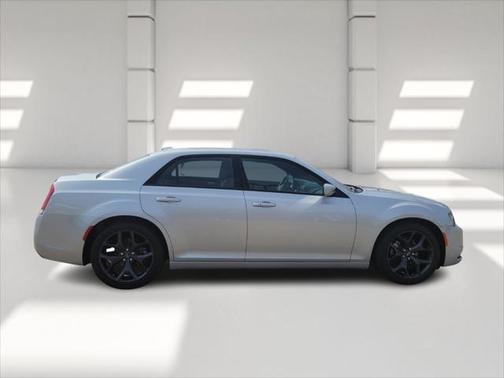 2023 Chrysler 300 S