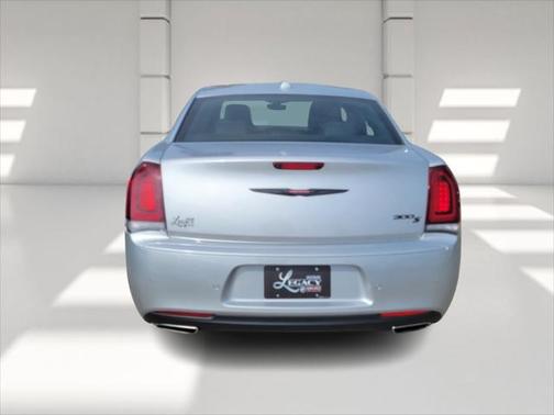 2023 Chrysler 300 S
