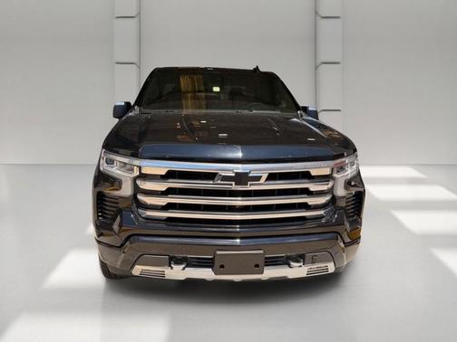 Black 2023 Chevrolet Silverado 1500 High Country