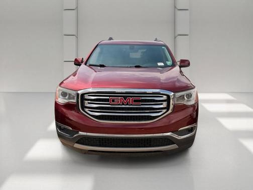 RED 2017 GMC Acadia SLT-1