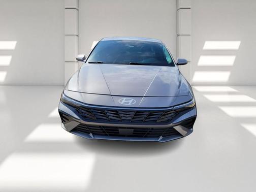 2024 Hyundai ELANTRA HEV Limited