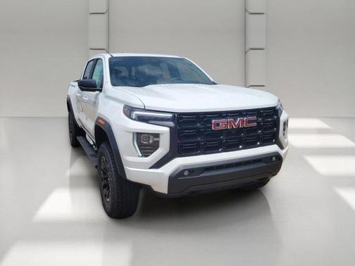 Summit White 2026 GMC Canyon Elevation