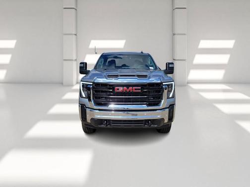 2025 GMC Sierra 3500 Base