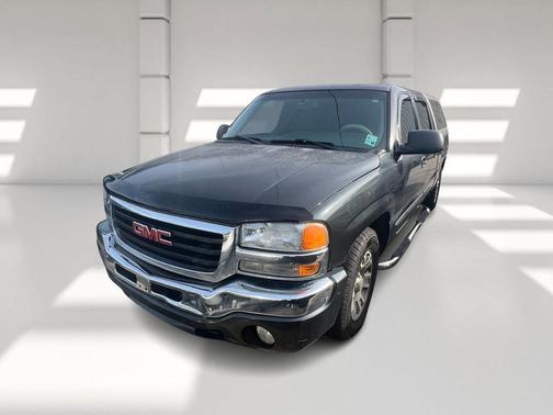 2005 GMC Sierra 1500 SLT Crew Cab