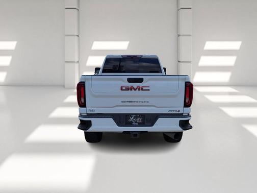 2022 GMC Sierra 2500 AT4