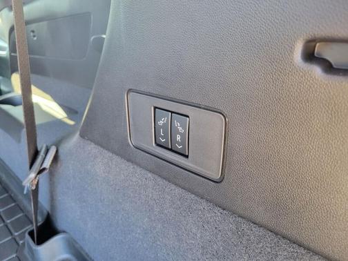 2025 Cadillac XT6 Luxury FWD