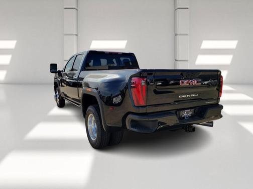 2026 GMC Sierra 3500 Denali