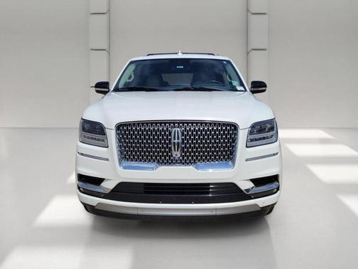 Pristine White 2020 Lincoln Navigator Reserve