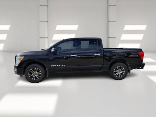 2020 Nissan Titan SV