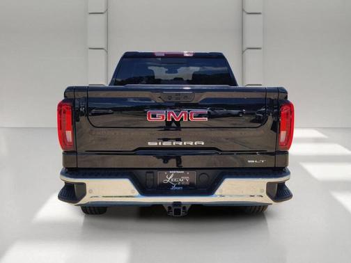 Onyx Black 2026 GMC Sierra 1500 SLT