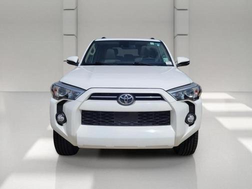 Super White 2020 Toyota 4Runner SR5 Premium