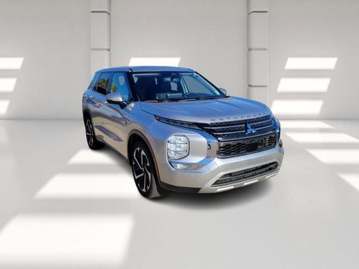 2022 Mitsubishi Outlander SE 2.5 2WD