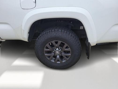 2020 Toyota Tacoma SR5