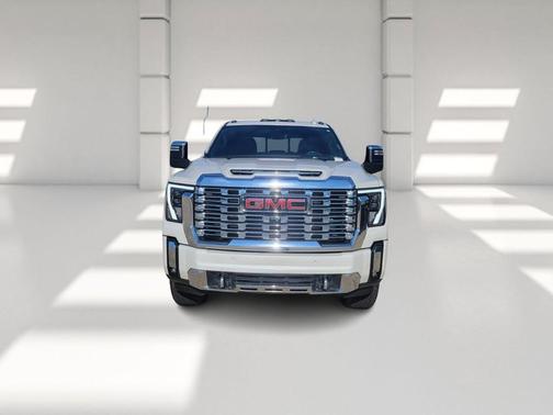 2024 GMC Sierra 2500 Denali