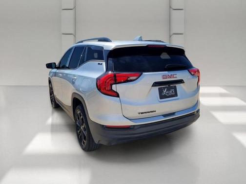 Quicksilver Metallic 2021 GMC Terrain SLE