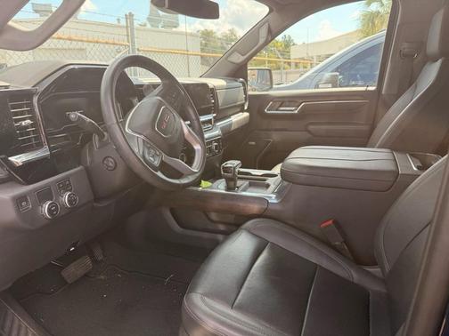 Pacific Blue Metallic 2023 GMC Sierra 1500 SLT