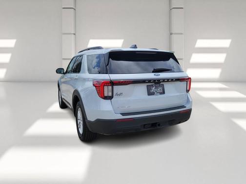 WHITE 2025 Ford Explorer Active