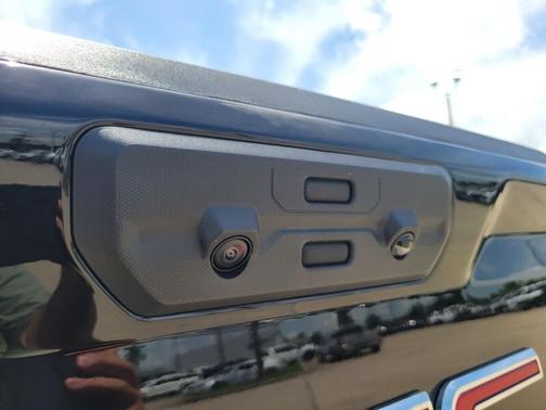 Onyx Black 2026 GMC Sierra 1500 AT4