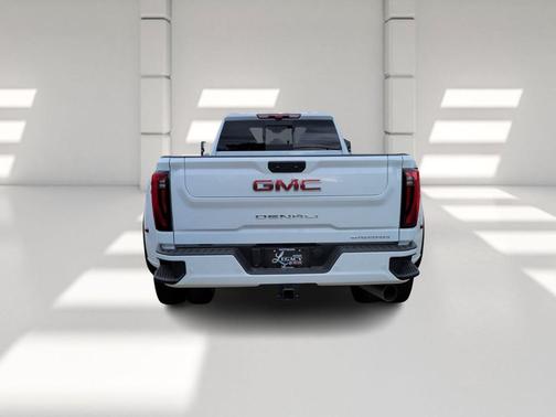 2026 GMC Sierra 3500 Denali